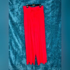 BRAND NEW NEVER WORN!!